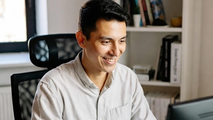 עובדים מהבית ומרוצים, קרדיט: גרוק